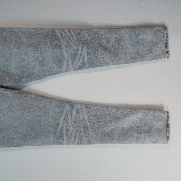 AEO American Eagle Airflex 360 Skinny Distressed Jeans 32/34 NWT - Picture 4 of 5